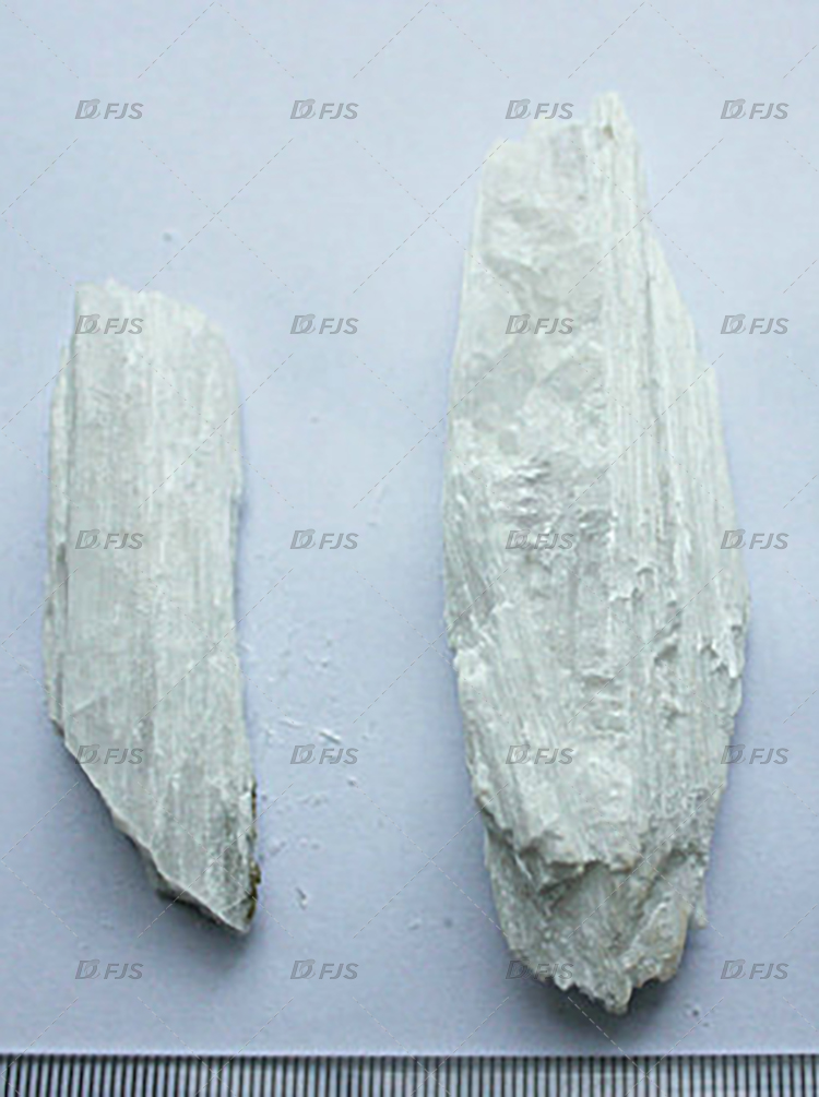 硅灰石原石标本